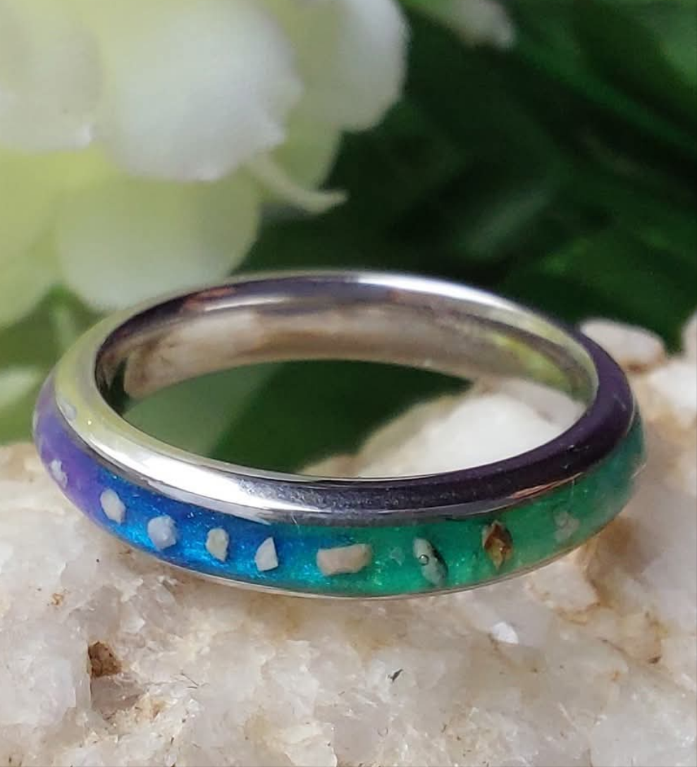 Seleon Ring - 4mm Channel 925 Silver Memorial Ring w/ Inclusions