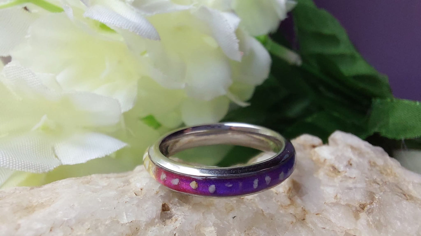 Seleon Ring - 6mm Channel 925 Silver Memorial Ring w/ Inclusions