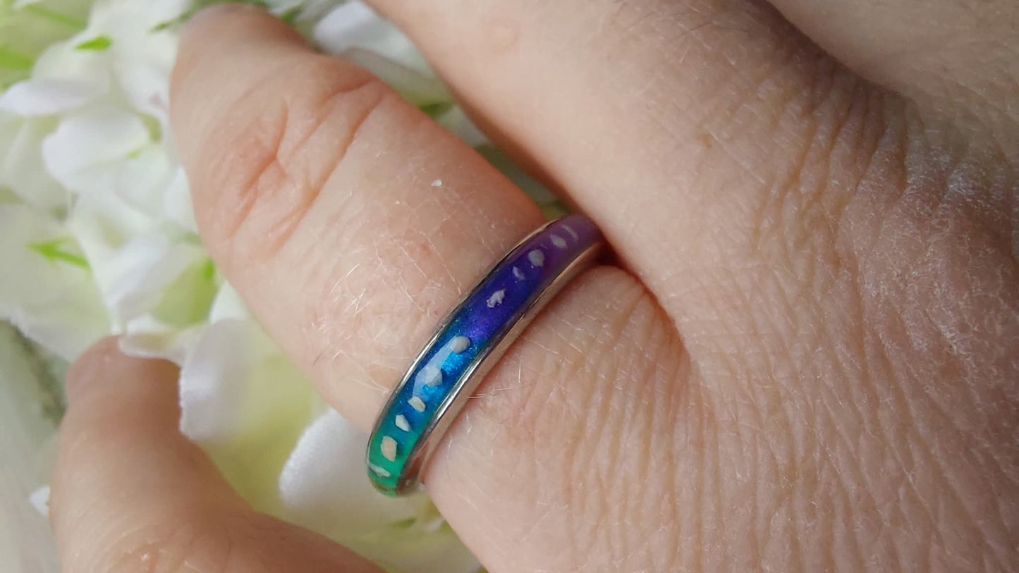 Seleon Ring - 6mm Channel 925 Silver Memorial Ring w/ Inclusions