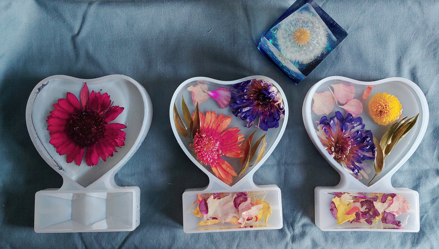 10cm Heart and Stand - Flower Preservation | Starshine Memorials