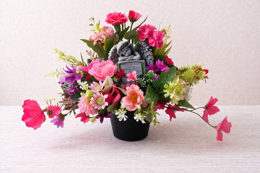 Grave Pot with Angel - Pink