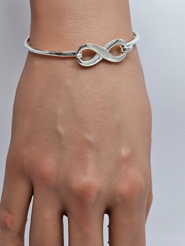 Asteria Bangle - 925 Silver Memorial Bangle w/ Inclusions