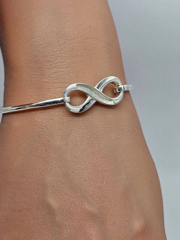 Asteria Bangle - 925 Silver Memorial Bangle w/ Inclusions