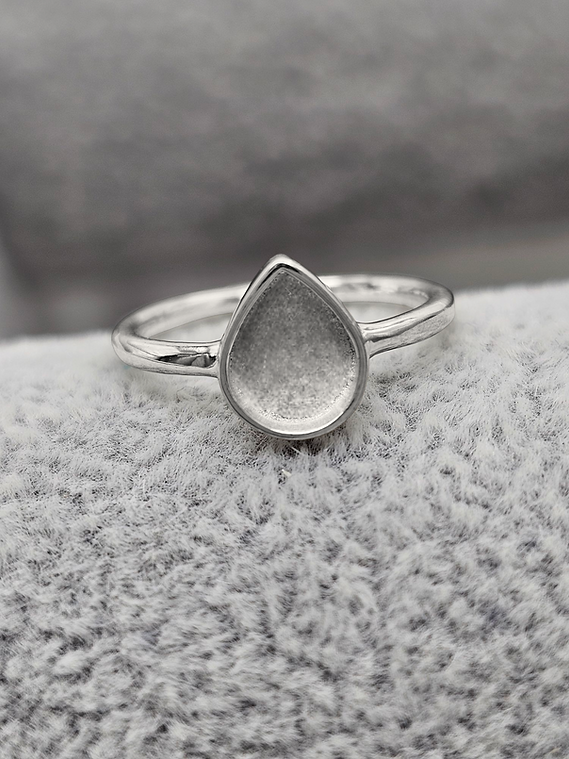 New Arrival #4 925 Silver Memorial Ring w/ Inclusions