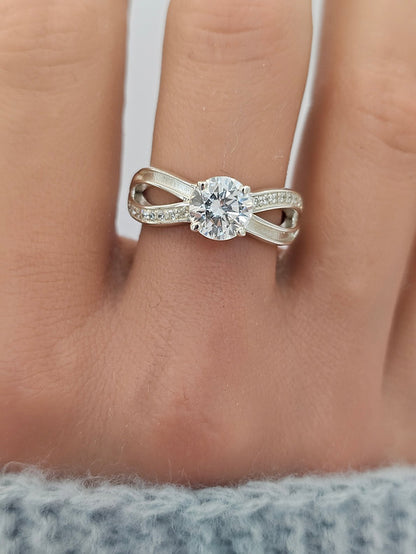 Vega Ring - 925 Silver Memorial Ring w/ Inclusions