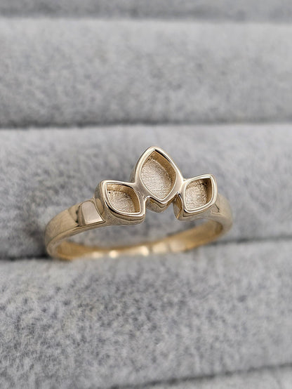 Selia Solid Gold Ring - Memorial Ring w/ Inclusions